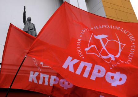 В российском городе сорвали баннер со Сталиным