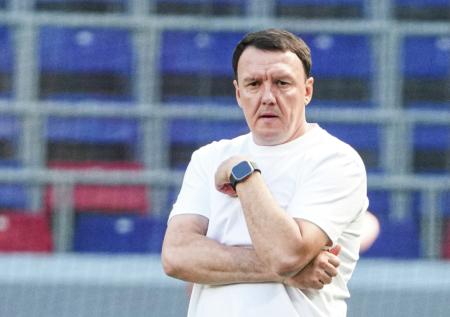 «Ахмат» уволил главного тренера после провала на старте РПЛ