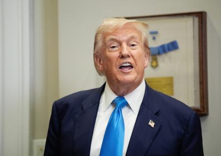 В Киеве озвучили, как Трамп может лишить Зеленского власти