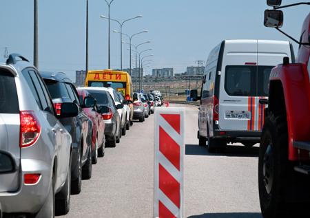 Спешащие отдохнуть в Крыму могут лишиться водительских прав