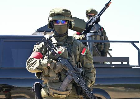Польша бьется в истерике из-за российско-белорусских учений