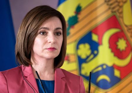 Посадила Гуцул, купила сперму Элтона Джона: кто такая глава Молдавии Санду