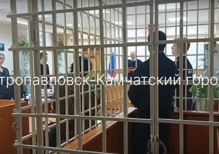 Отчима-насильника отправили за решетку за издевательства над ребенком