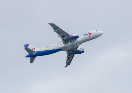 Российский самолет подал сигнал о серьезном происшествии на борту