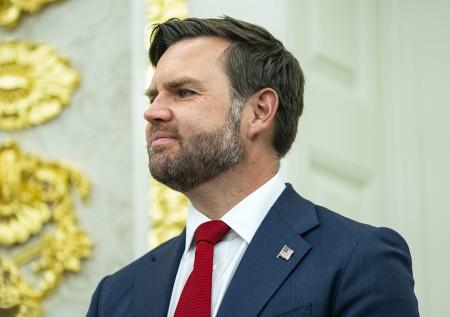 Вэнс ответил на слухи о планах баллотироваться в президенты США