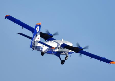 Самолет с 14 пассажирами экстренно сел в российском регионе