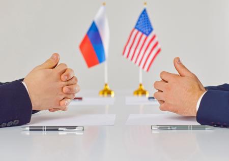В Госдуме назвали главные причины личной встречи Путина и Трампа