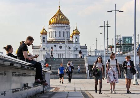 Дикая влажность и парилка до +35? Погода в Москве в сентябре: чего ждать