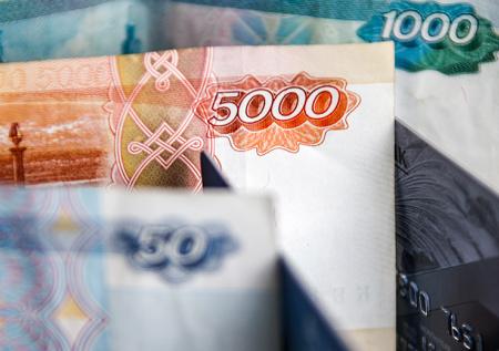 Россиянам назвали главное отличие вклада от программы сбережений