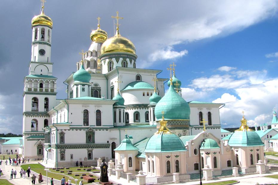 Белокаменное узорочье