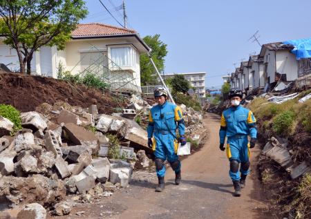 Японцам приказали срочно бежать с двух островов
