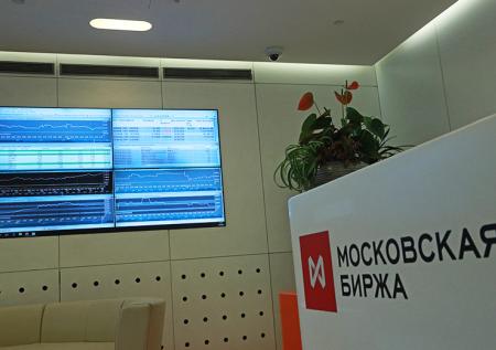 Индекс МосБиржи взлетел выше трех тысяч пунктов впервые за четыре месяца
