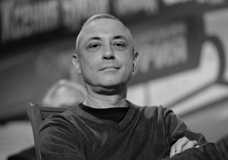Умер писатель и переводчик Евгений Чижов