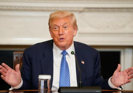 «Пожелаю удачи»: Трамп решил умыть руки в вопросе украинского кризиса