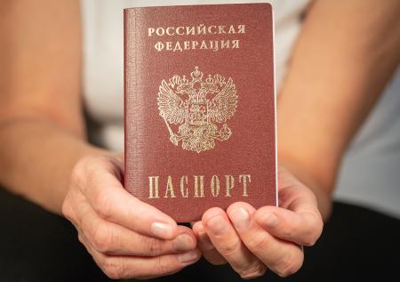 Не достал из широких штанин? Как восстановить потерянный паспорт