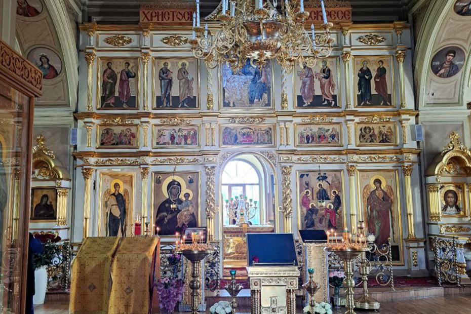 Убранство в храме Святой Живоначальной Троицы