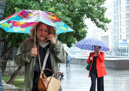 «Почти сентябрь»: прогноз погоды в Москве, мощные грозы, рекорды осадков