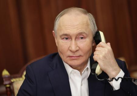 Кремль сообщил о разговоре Путина с иностранным лидером