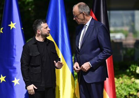 Визит Зеленского в Германию назвали суперкатастрофой