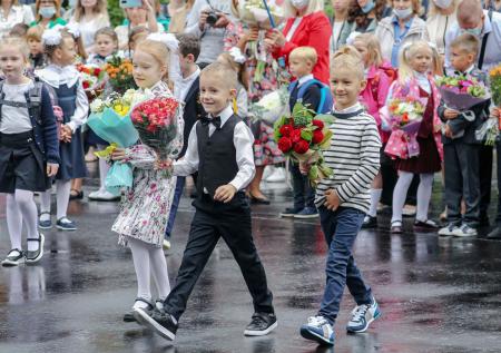 Кому положены выплаты к 1 сентября, как получить: рассказываем подробно