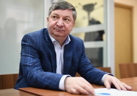 Осужденный на 17 лет бывший зам Герасимова попросился на СВО