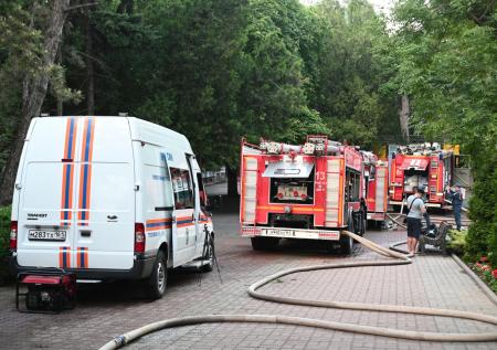 Режим ЧС ввели в Ростове-на-Дону после атаки БПЛА на многоэтажки