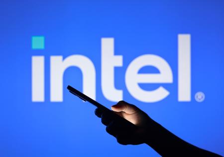 Правительство США может выкупить долю в Intel