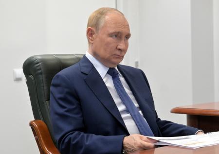Стало известно, куда отправился Путин сразу после встречи с Трампом