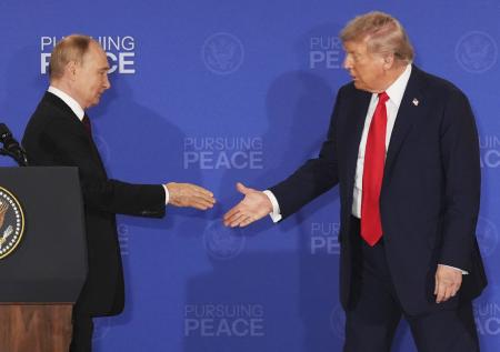Переговоры Путина и Трампа в формате «три на три»: главные заявления, итоги