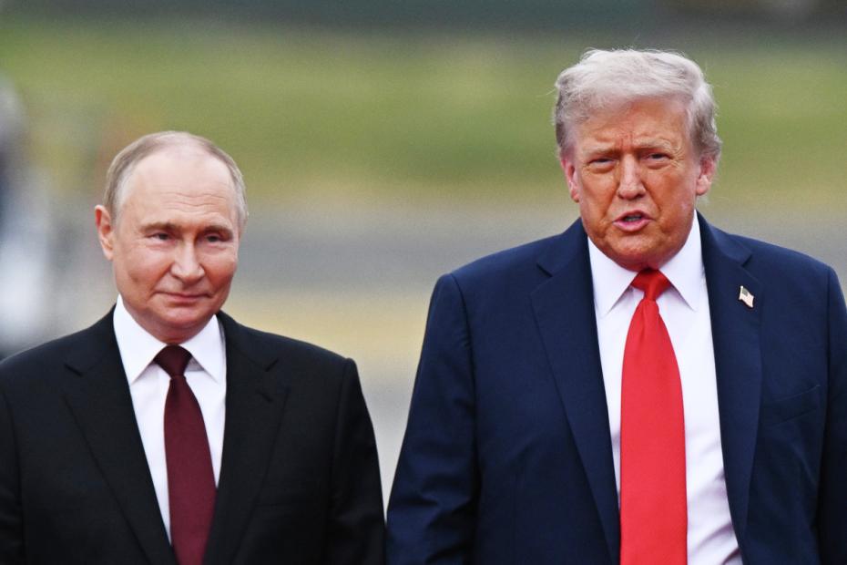 Владимир Путин и Дональд Трамп во время встречи на военной базе Элмендорф-Ричардсон на Аляске