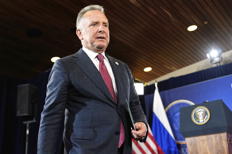 Стивен Уиткофф перед пресс-конференцией президентов РФ и США Владимира Путина и Дональда Трампа по итогам переговоров