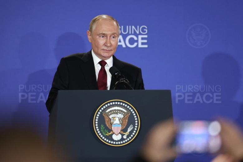 Владимир Путин на пресс-конференции по итогам переговоров с президентом США Дональдом Трампом на Аляске