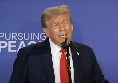 Стало известно, кому позвонил Трамп сразу после встречи с Путиным