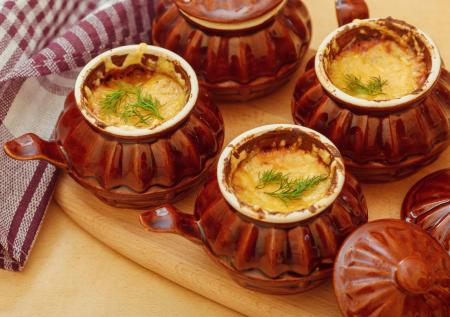 Нежный  жюльен с кабачками и баклажанами под сырной шапкой! Вкусно и просто
