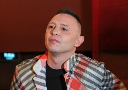 Лидер рок-группы «Звери» раскрыл секрет своего семейного счастья