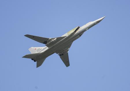 Ракетоносцы Ту-95МС провели полет над нейтральными водами Баренцева моря