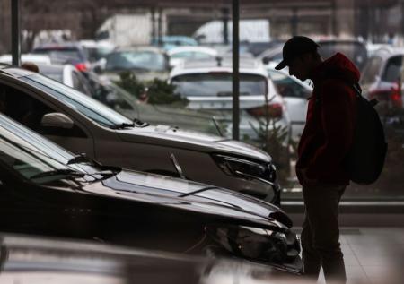 Россияне стали чаще покупать подержанные автомобили