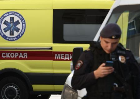 Толпа мигрантов до полусмерти избила спортсмена в футболке «Русской общины»