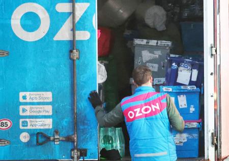 Глобальный коллапс на складах Ozon: правда ли это, что с заказами, причины