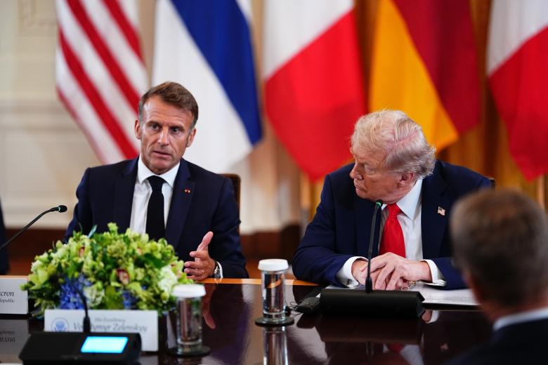 Дональд Трамп и Эммануэль Макрон