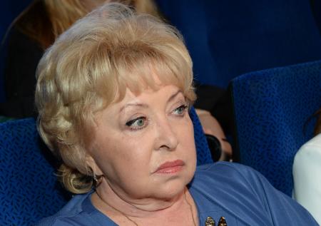 Слухи о раке, личная жизнь, мнение об СВО: как живет Анна Фроловцева