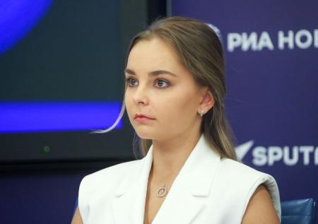 Гимнастка Аверина разбила подбородок на льду