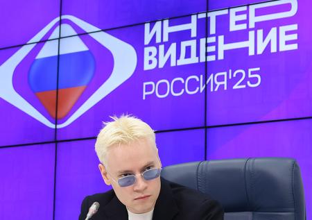 «Сюрприз»: SHAMAN сообщил о подготовке номера для «Интервидения-2025»