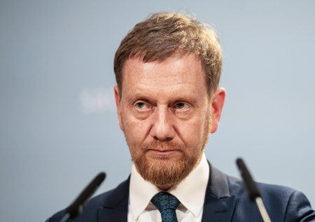 «Переоценила себя»: премьер Саксонии об упущенном шансе Европы по Украине