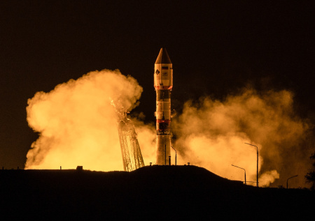 «Роскосмос» показал видео с необычными космонавтами