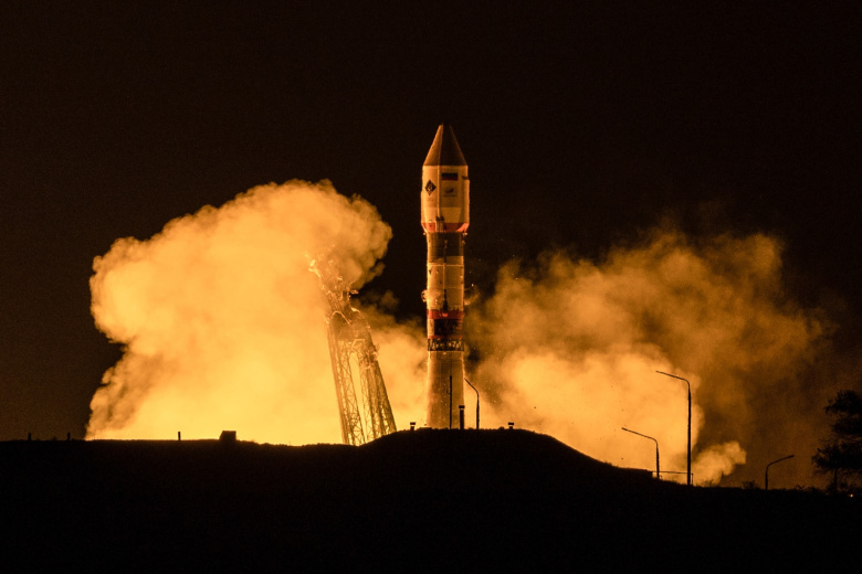 Запуск ракеты-носителя «Союз-2.1б» с биоспутником «Бион-М» № 2 с космодрома Байконур