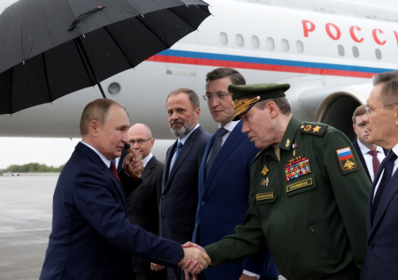 «Сделают выводы»: визит Путина в закрытый город назвали сигналом Западу