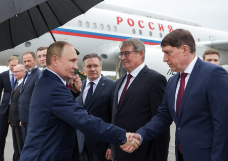 Путин оценил вклад атомщиков в суверенитет России