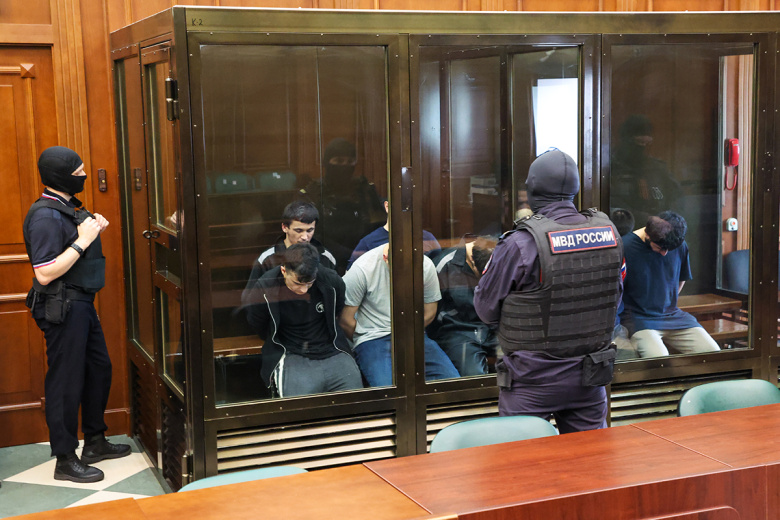 Обвиняемые перед началом заседания 2-го Западного окружного военного суда по рассмотрению по существу уголовного дела о теракте в концертном зале «Крокус Сити Холл»