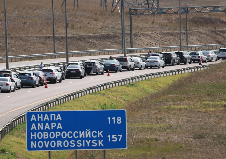 «Пауза» на Крымском мосту продлилась 40 минут